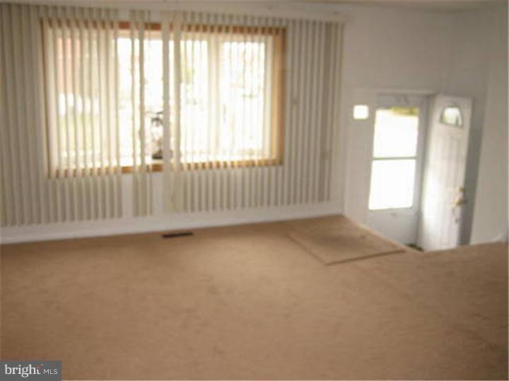 12615 Medford Road Philadelphia, PA 19154 - Photo 4 of 14