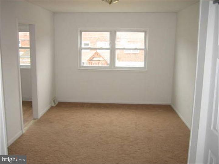12615 Medford Road Philadelphia, PA 19154 - Photo 5 of 14