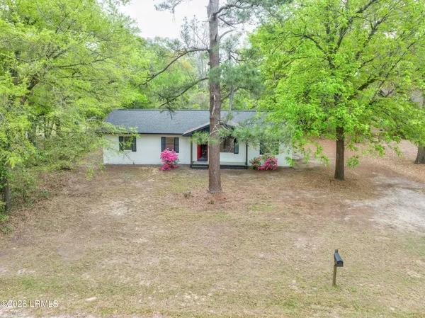 $215,000 | 3980 Walterboro Highway, Varnville, SC 29944