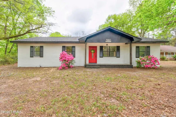 $215,000 | 3980 Walterboro Highway, Varnville, SC 29944