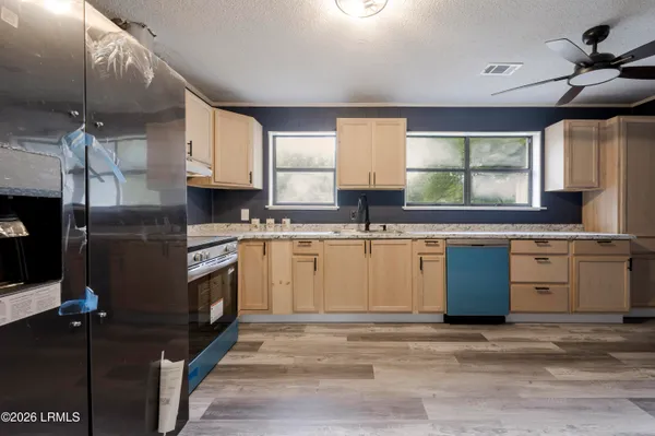 $215,000 | 3980 Walterboro Highway, Varnville, SC 29944