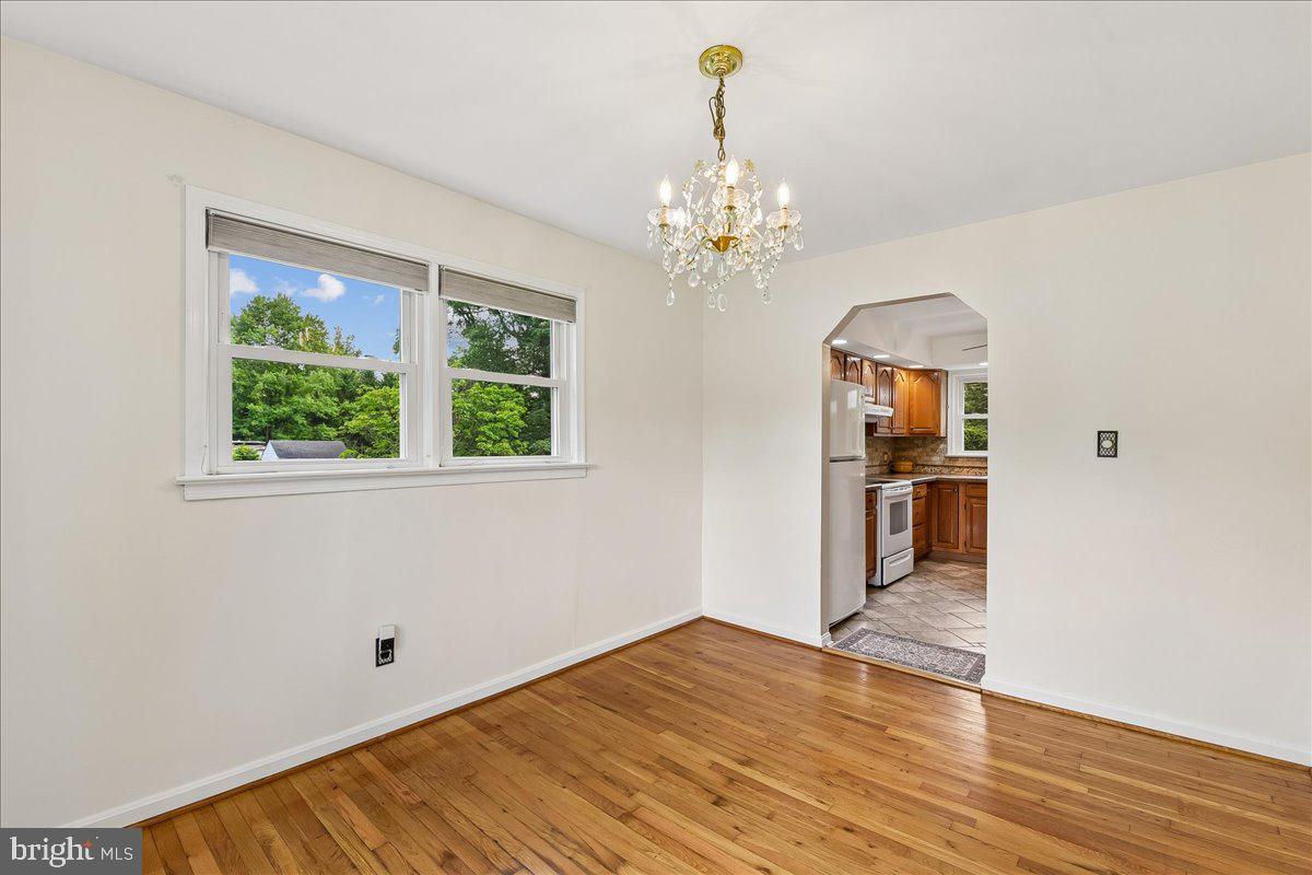 1901 Van Bibber Road Edgewood, MD 21040 - Photo 7 of 42 Dining Room