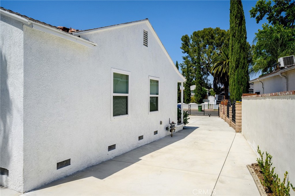 8435 Rincon Avenue Sun Valley, CA 91352 - Photo 60 of 61