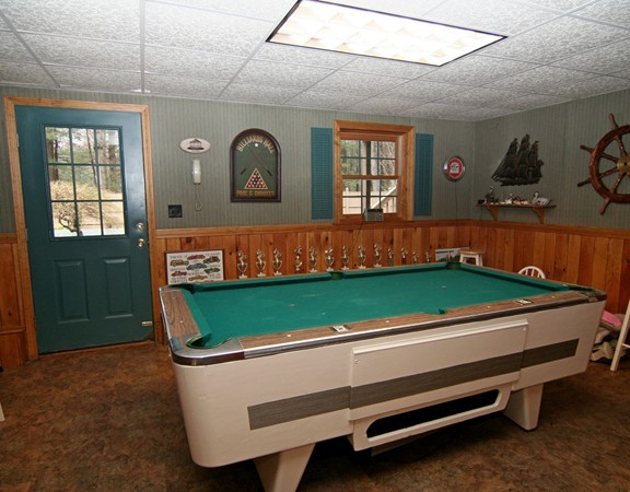 17 Andrews Road Wakefield, MA 01880 - Photo 20 of 30 Gallery Image 20