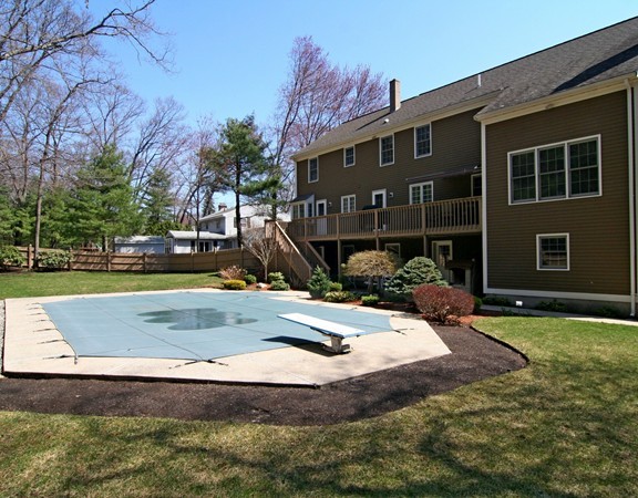 17 Andrews Road Wakefield, MA 01880 - Photo 22 of 30 Gallery Image 22