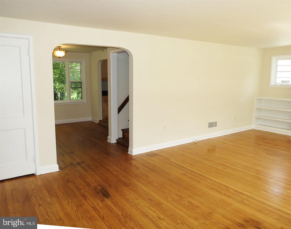 330 Haines Road York, PA 17402 - Photo 11 of 34 Gallery Image 11