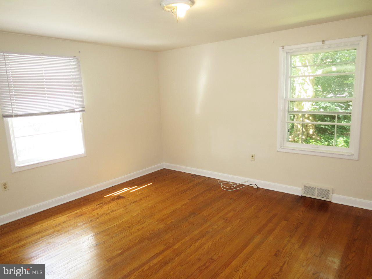 330 Haines Road York, PA 17402 - Photo 17 of 34 Gallery Image 17