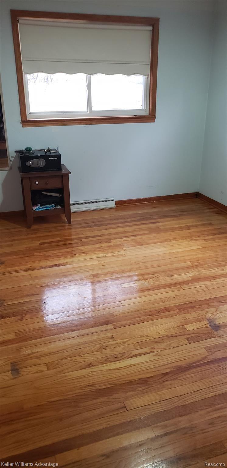 3111 Pierce Road Saginaw, MI 48604 - Photo 14 of 26 bedroom.jpg