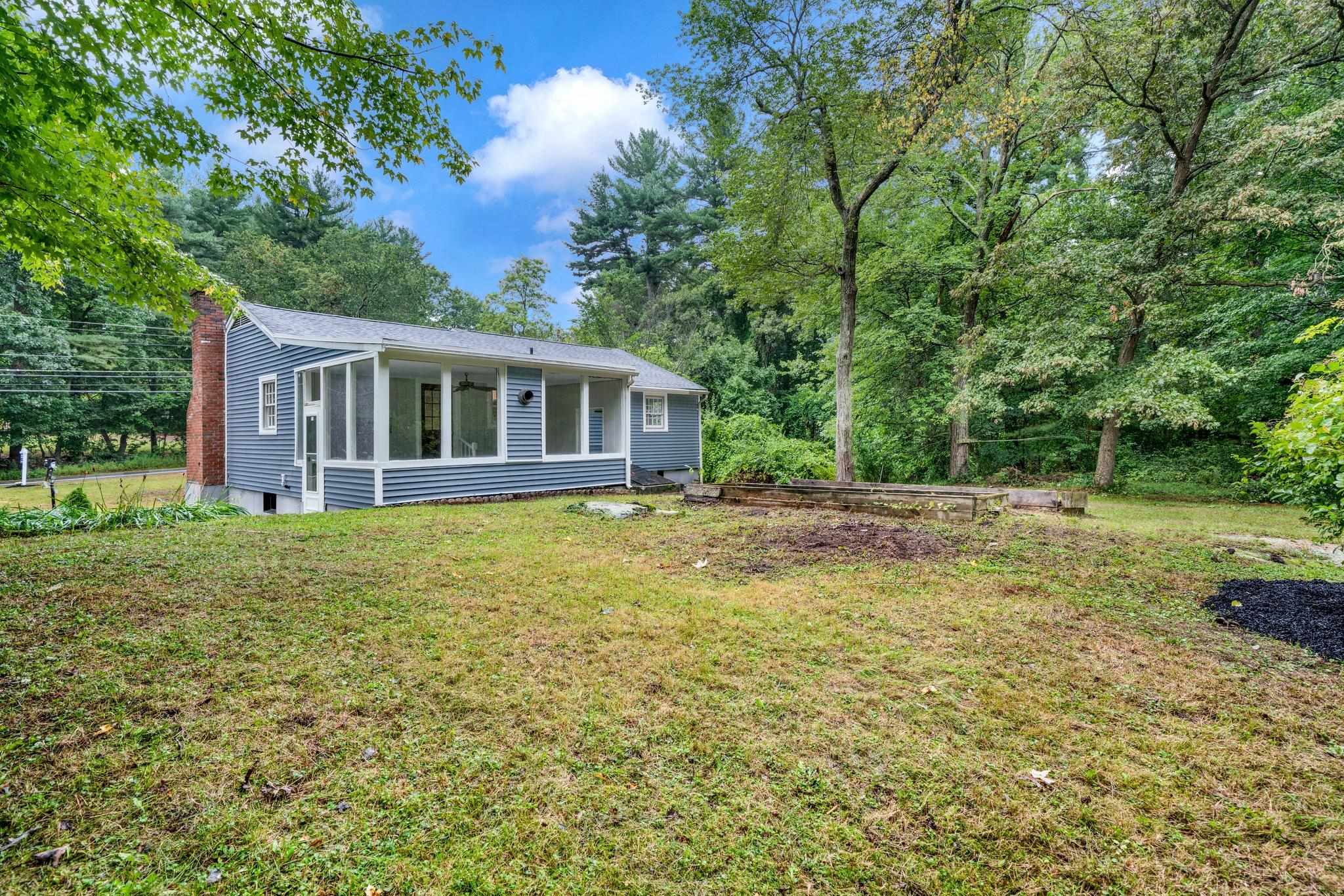 145 Marsh Road Pelham, NH 03076 - Photo 23 of 36