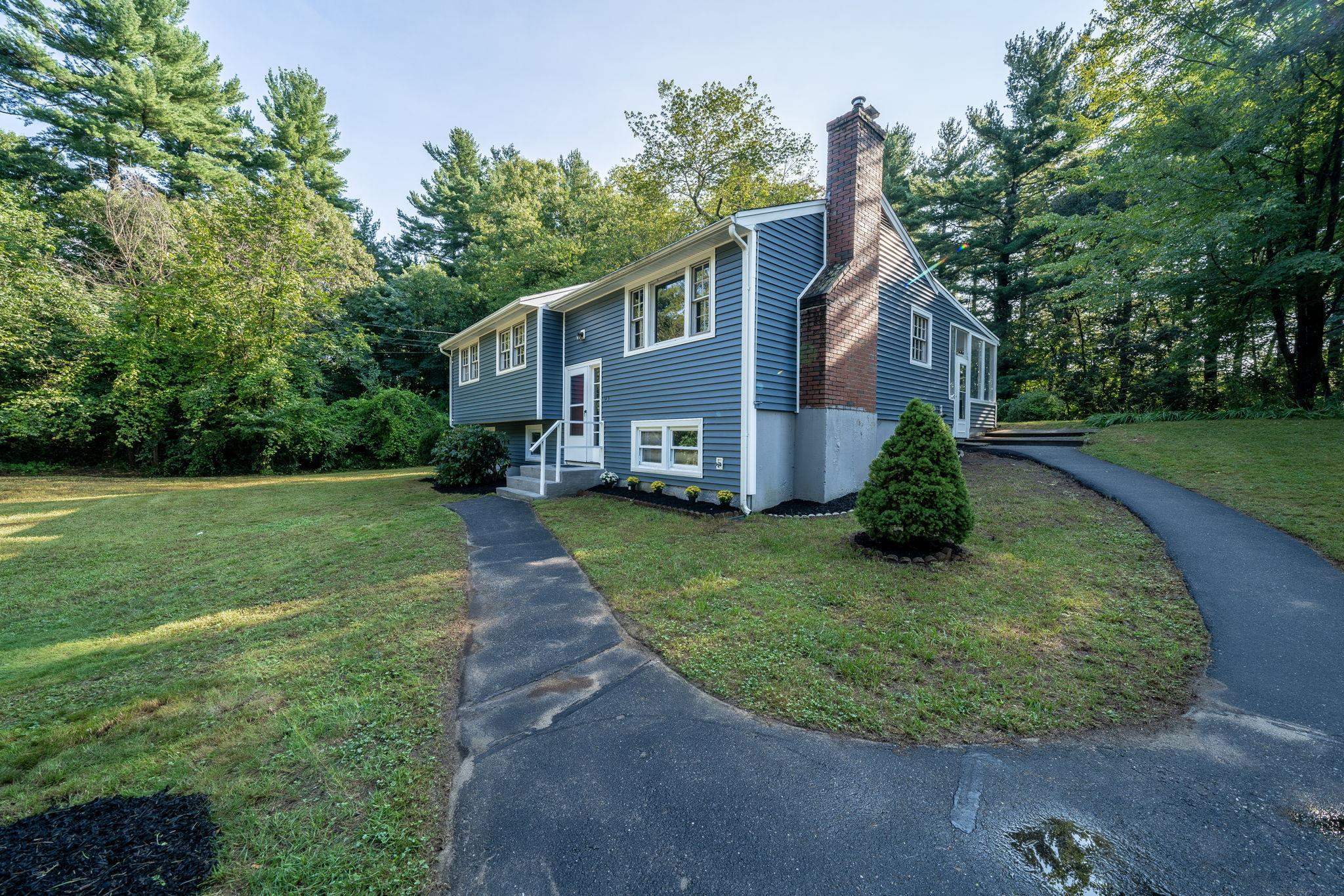 145 Marsh Road Pelham, NH 03076 - Photo 31 of 36
