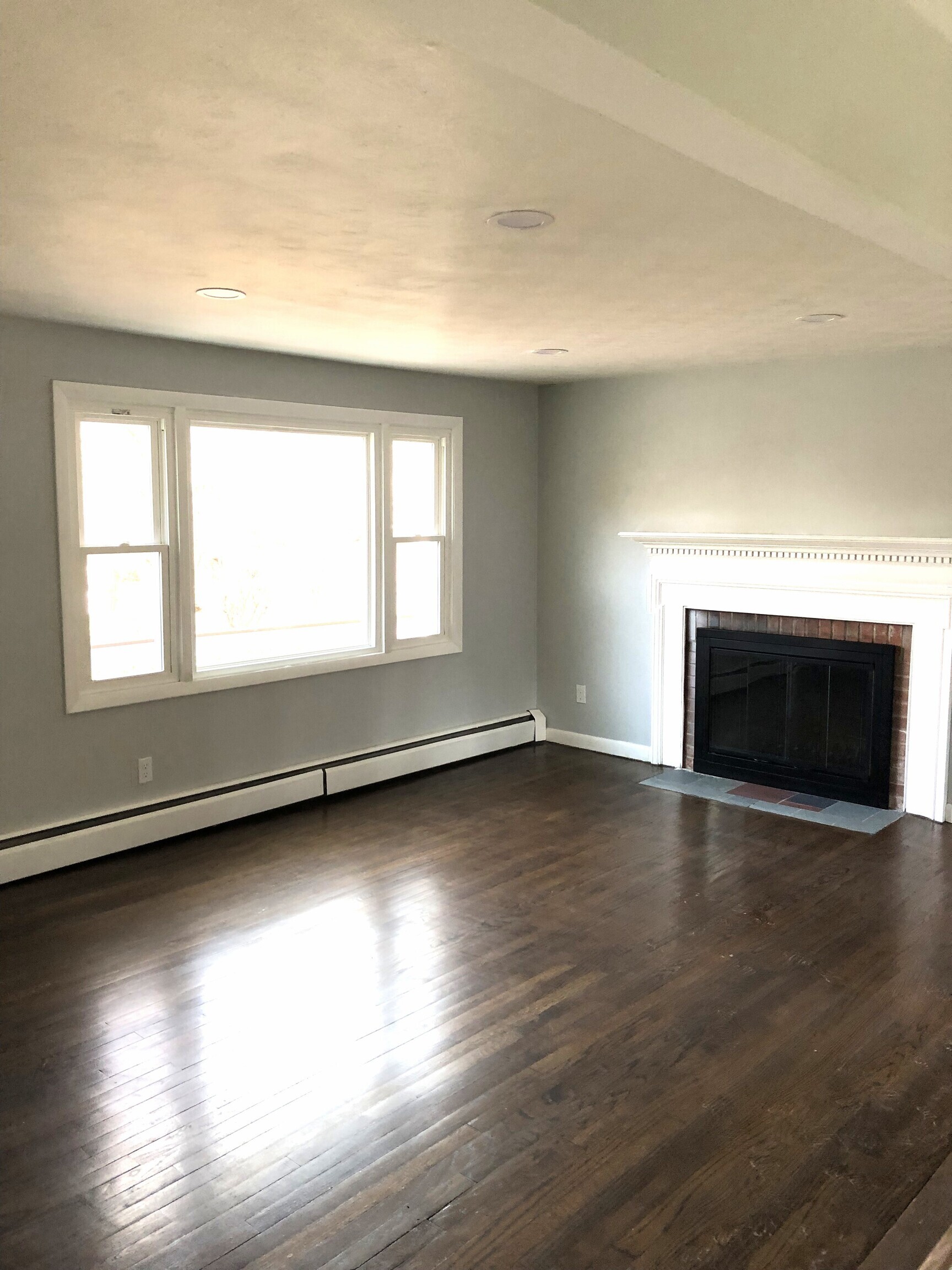 115 Kilmartin Avenue Wolcott, CT 06716 - Photo 6 of 26