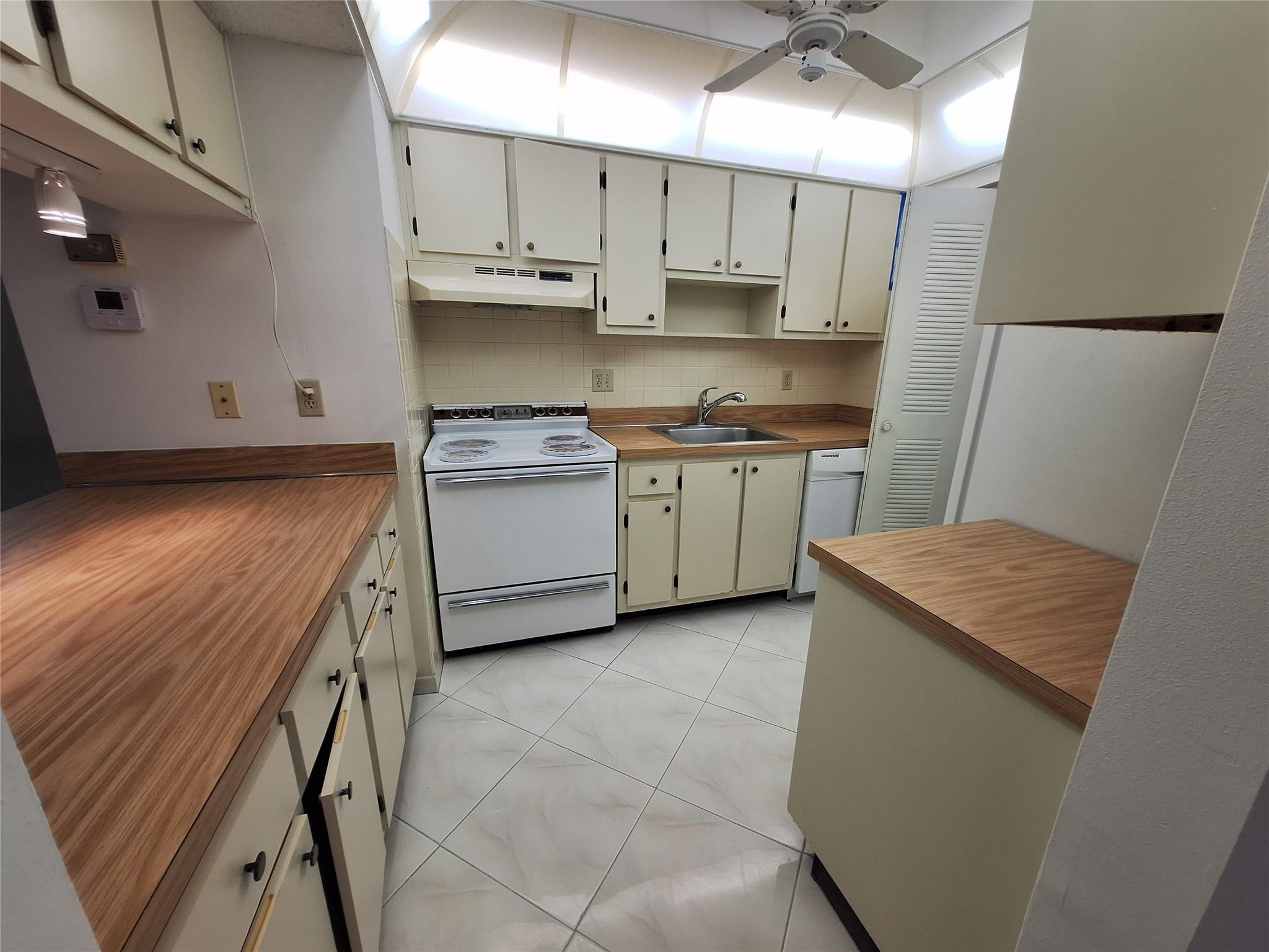 15445 Lakes Of Delray Boulevard, Unit 205 Delray Beach, FL 33484 - Photo 45 of 51 Photo 45