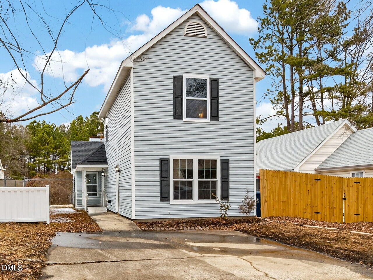 509 Stratton Way Durham, NC 27704 - Photo 1 of 36 003-1280x960-509-stratton-way