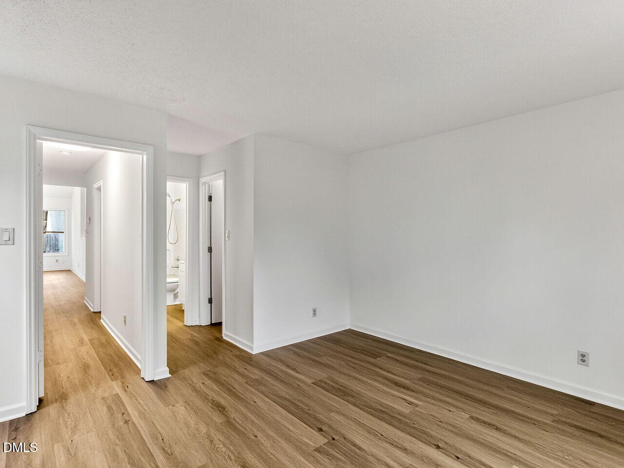 509 Stratton Way Durham, NC 27704 - Photo 6 of 36 005-1280x960-first-floor-master-bedroom