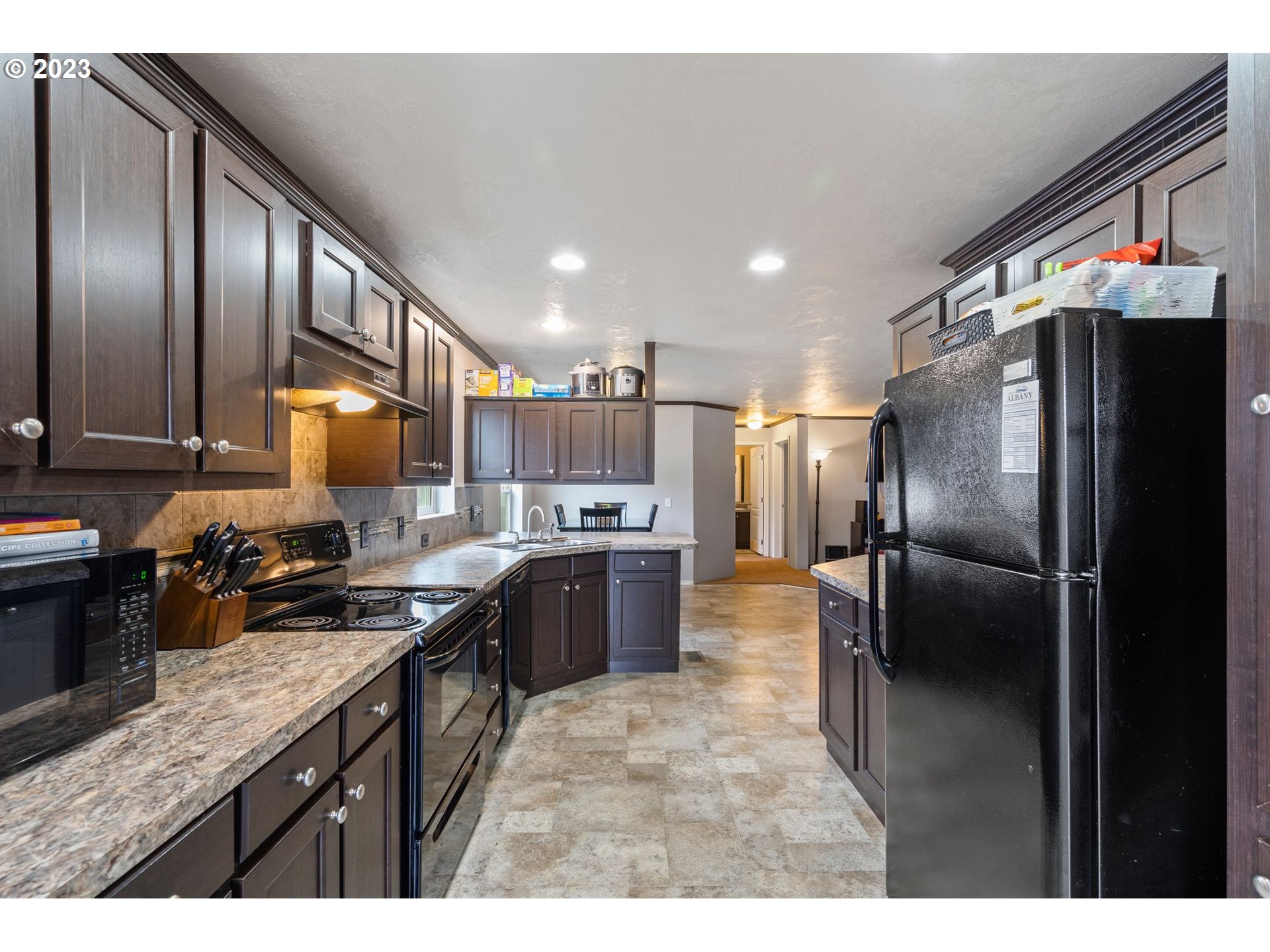18780 South Central Point Road, Unit 109 Oregon City, OR 97045 - Photo 20 of 31 Gallery Image 20