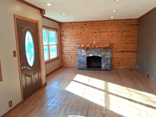 $131,920 | 667 Madson Avenue Southwest, Hutchinson, MN 55350