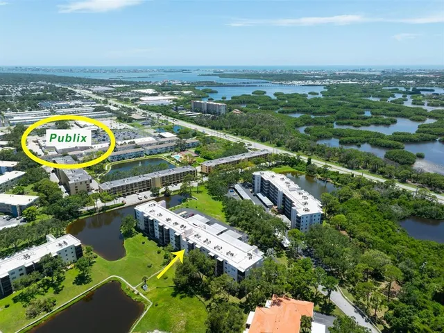 $179,900 | 8174 Terrace Garden Drive North, Unit 507, St. Petersburg, FL 33709