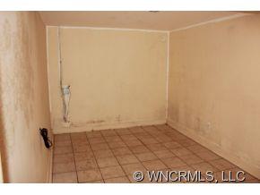 308 Hooker Road Columbus, NC 28722 - Photo 8 of 8 a view of an empty room