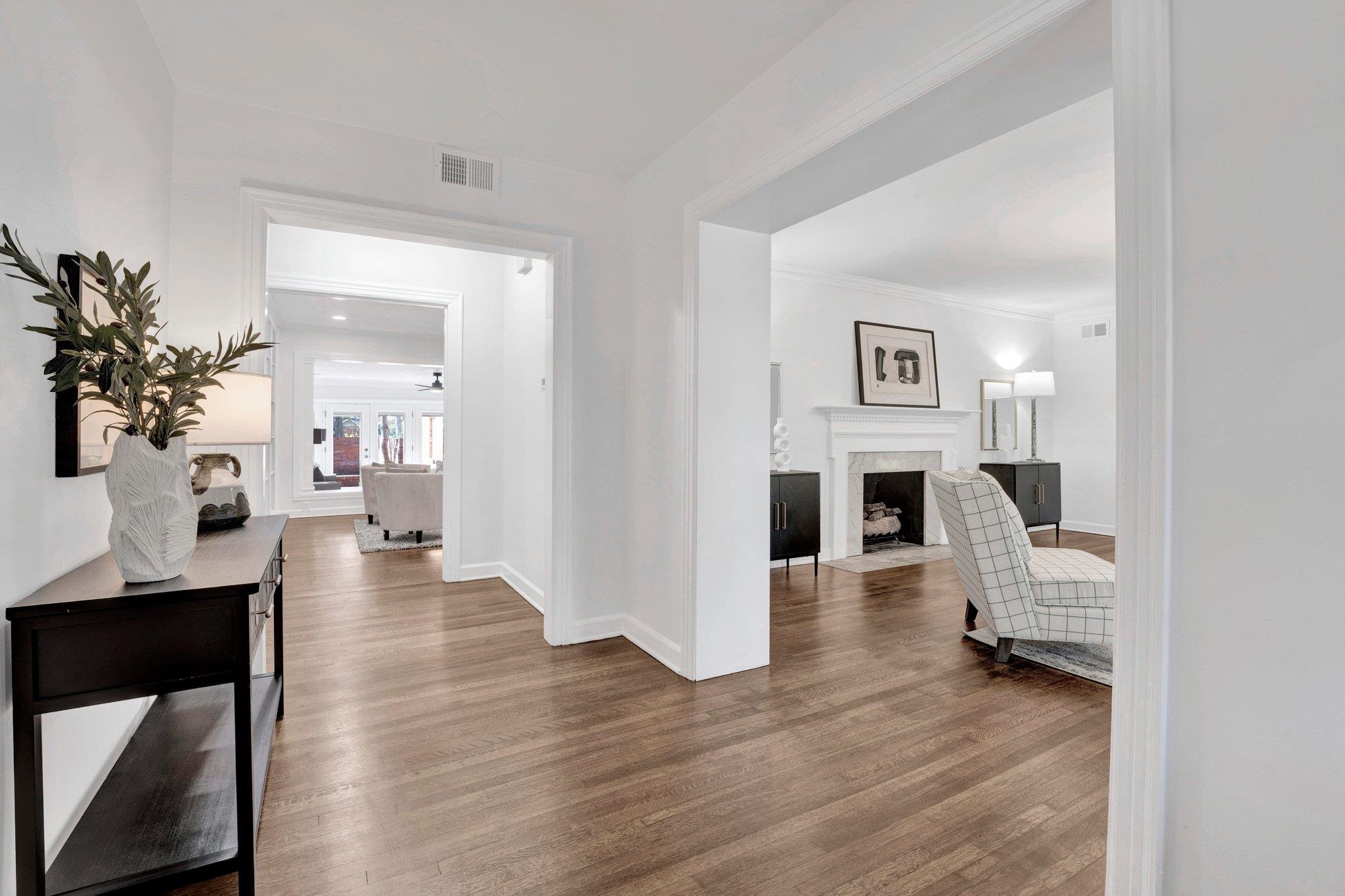 4679 Walnut Grove Road Memphis, TN 38117 - Photo 3 of 40 Gallery Image 3