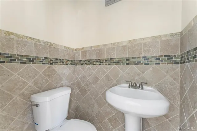 $750,000 | 4216 Wickham Avenue | Wakefield