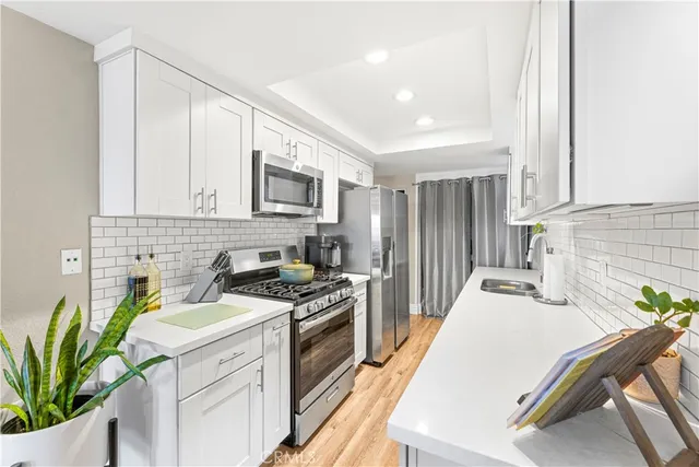 $725,000 | 2205 Pacific Avenue, Unit 101, Costa Mesa, CA 92627