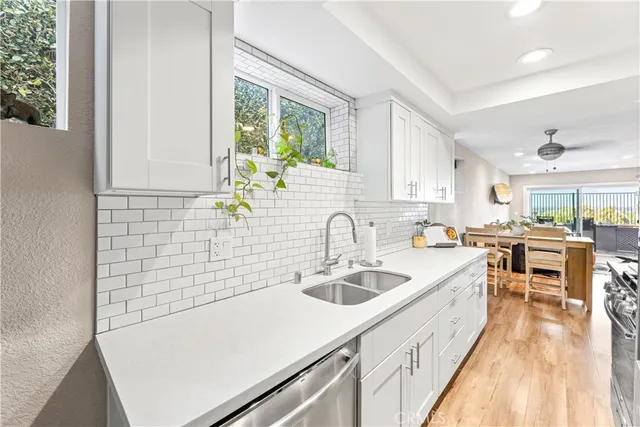 $725,000 | 2205 Pacific Avenue, Unit 101, Costa Mesa, CA 92627