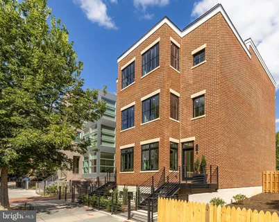 $1,539,000 | 1205 10th Street Northwest, Unit 2, Washington, DC 20001