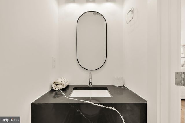 $1,539,000 | 1205 10th Street Northwest, Unit 2, Washington, DC 20001