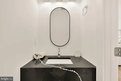 $1,539,000 | 1205 10th Street Northwest, Unit 2, Washington, DC 20001