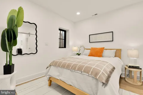 $1,539,000 | 1205 10th Street Northwest, Unit 2, Washington, DC 20001