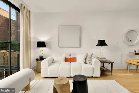 $1,539,000 | 1205 10th Street Northwest, Unit 2, Washington, DC 20001