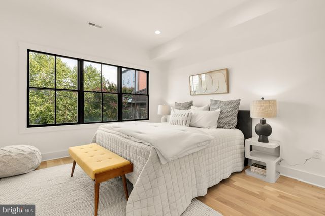$1,539,000 | 1205 10th Street Northwest, Unit 2, Washington, DC 20001