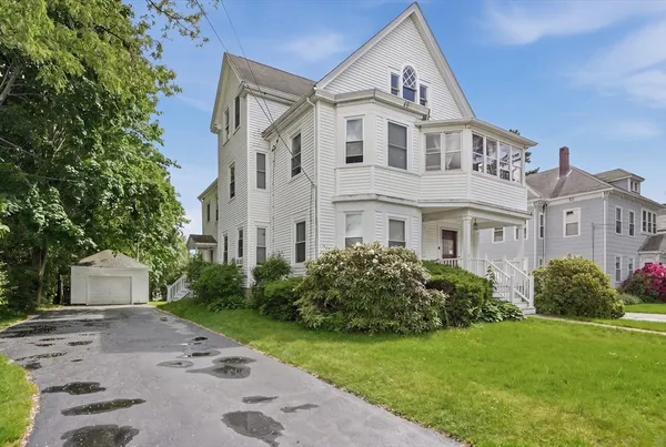 $699,900 | 4 West Pine Street, Milford, MA 01757