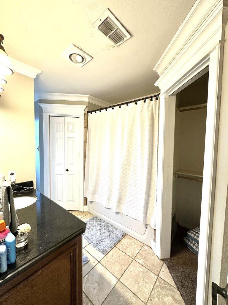 3907 Stevens Street Plainview, TX 79072 - Photo 12 of 24 12