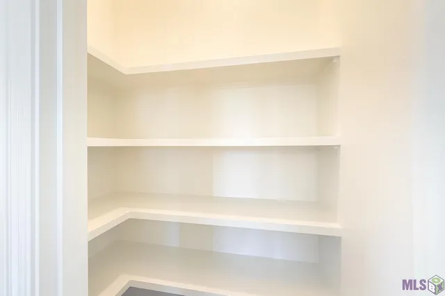 $329,800 | 33978 Highlandia Drive, Denham Springs, LA 70706