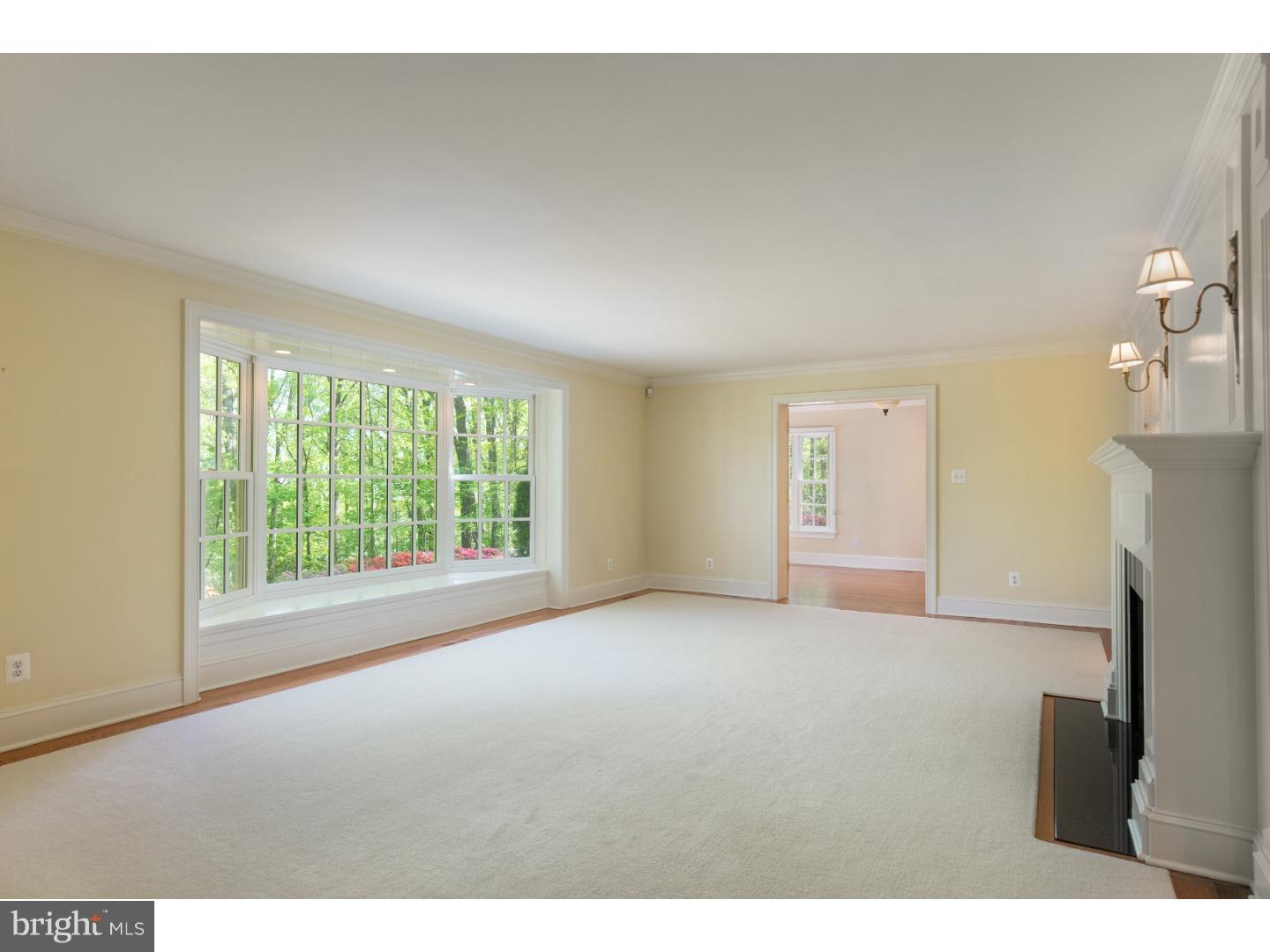 578 Pugh Road Wayne, PA 19087 - Photo 2 of 21 Living Room