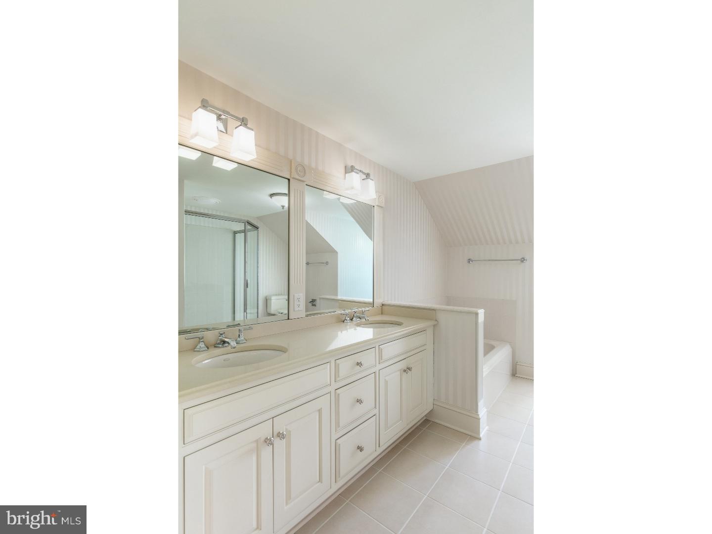 578 Pugh Road Wayne, PA 19087 - Photo 13 of 21 Master Bathroom
