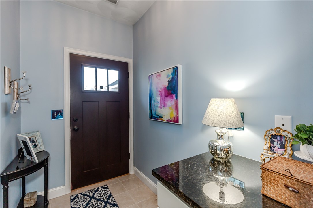 301 West Shore Road, Unit 10 Warwick, RI 02889 - Photo 3 of 28 Front entry