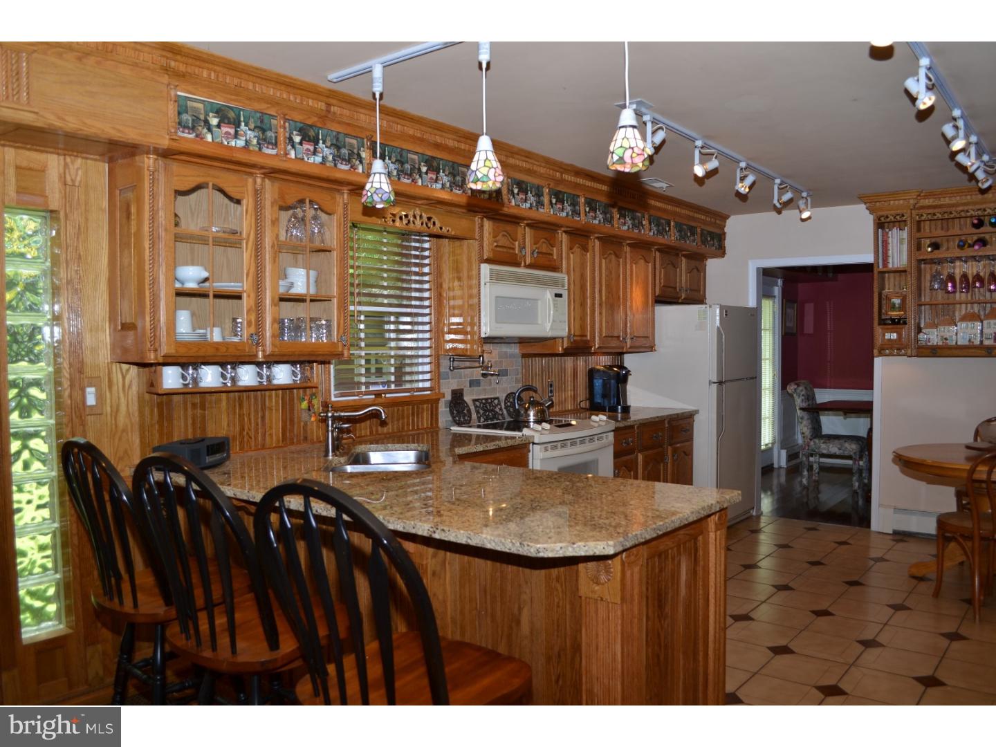 103 Fox Hollow Road Dublin, PA 18917 - Photo 5 of 25 Kitchen