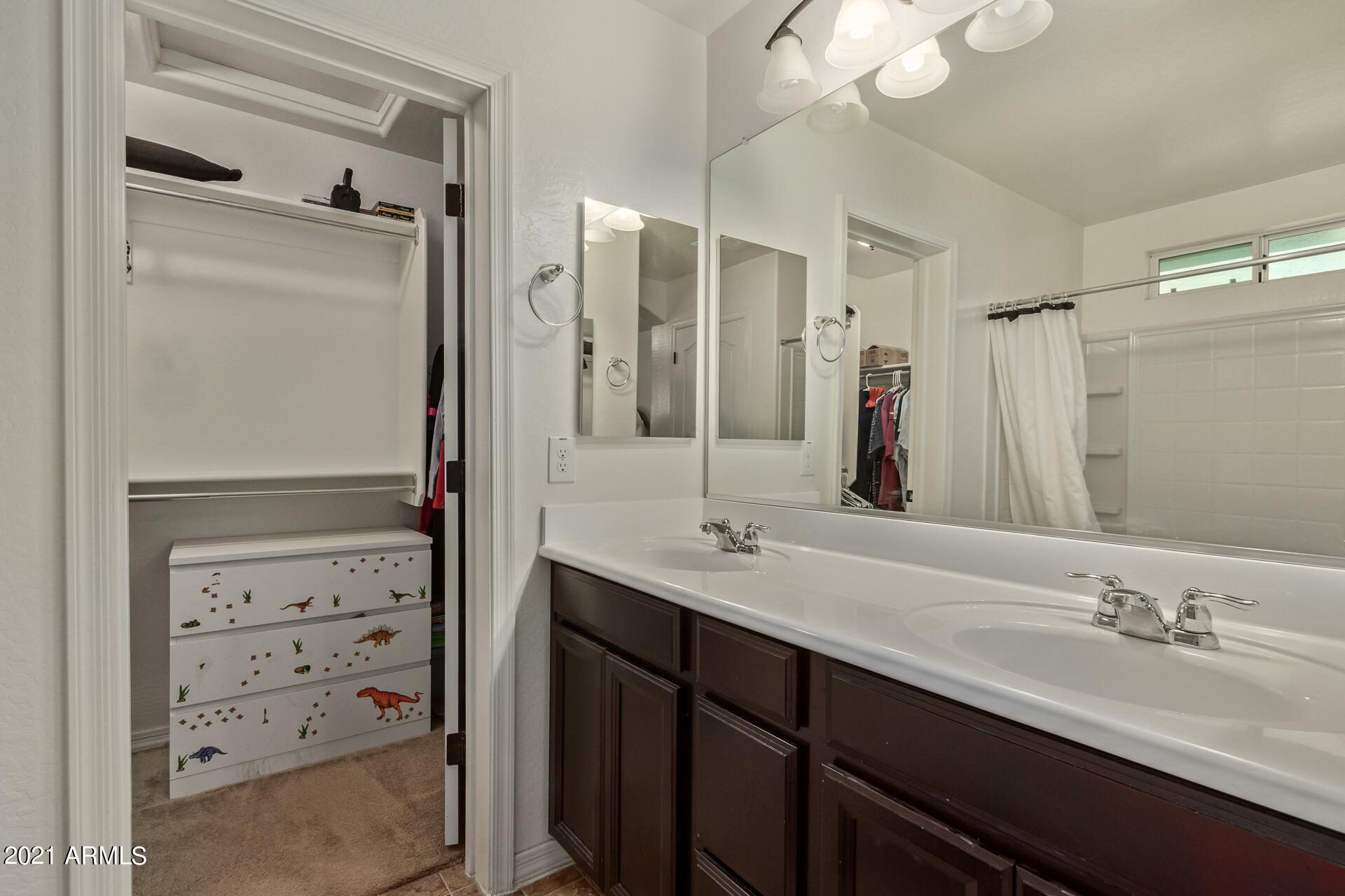 4285 East Pony Lane Gilbert, AZ 85295 - Photo 11 of 17 17 - Pony