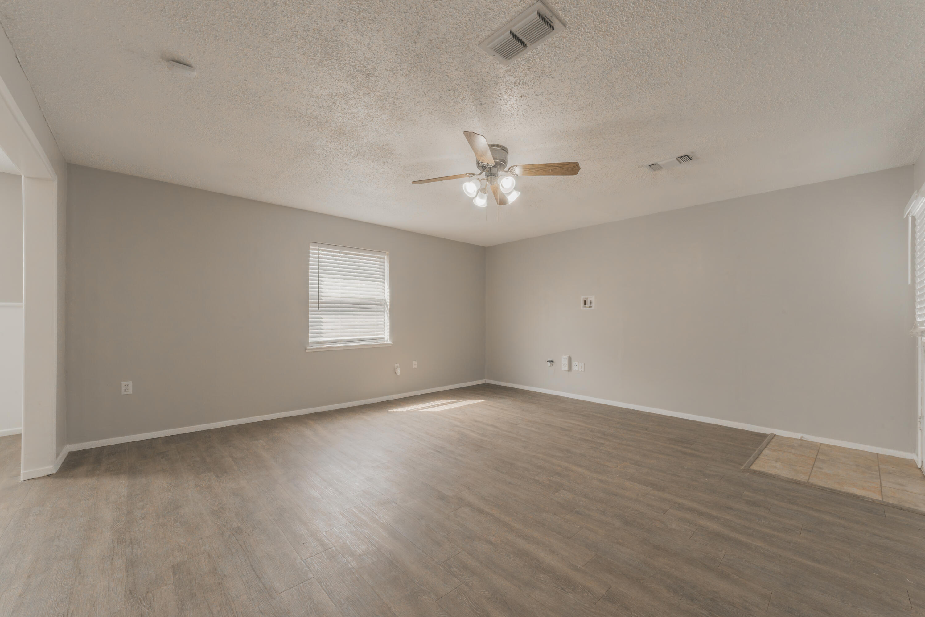 4802 54th Street Lubbock, TX 79414 - Photo 15 of 33 IMG_9336-HDR