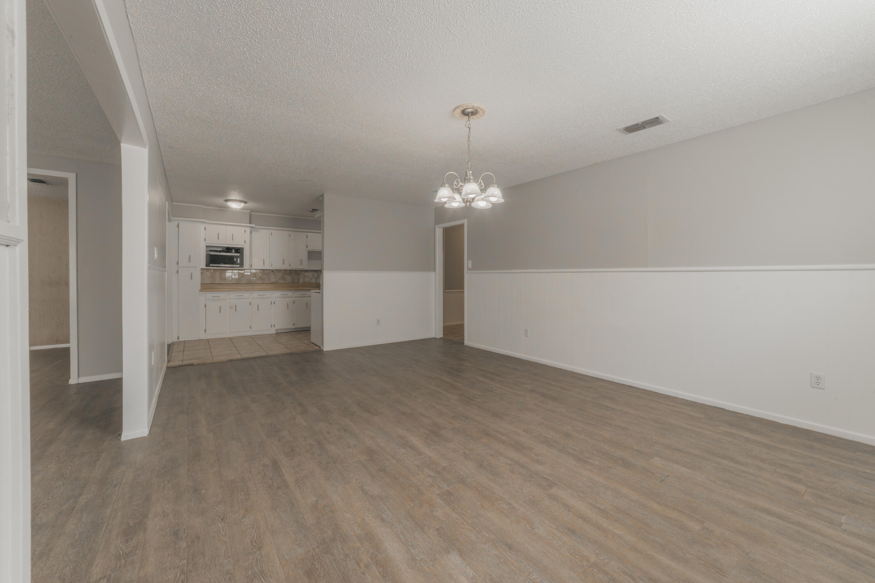 4802 54th Street Lubbock, TX 79414 - Photo 8 of 33 IMG_9308-HDR