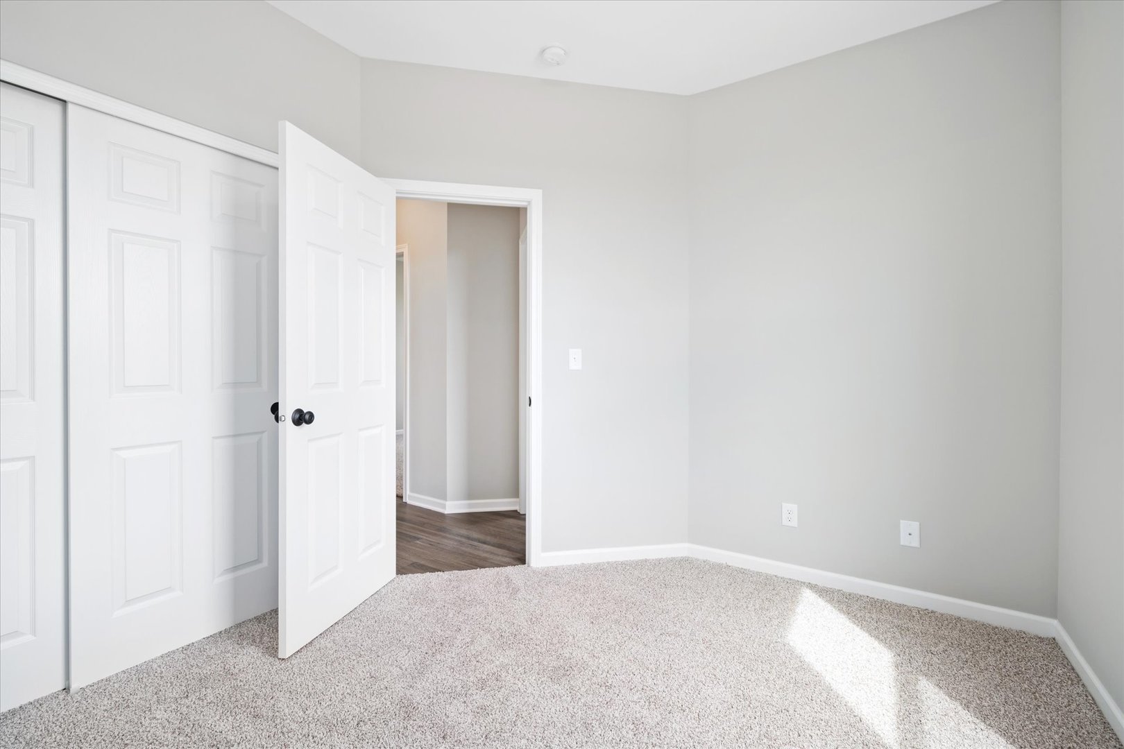 427 Riverbend Drive Genoa, IL 60135 - Photo 25 of 31 a view of an empty room