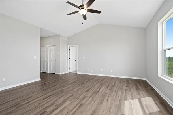 $379,900 | 427 Riverbend Drive, Genoa, IL 60135