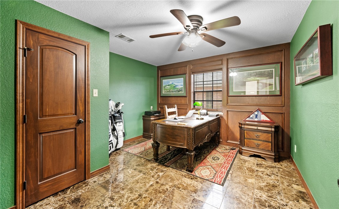 15330 Key Largo Court Corpus Christi, TX 78418 - Photo 19 of 33 a spacious bedroom with a bed and a dresser in it