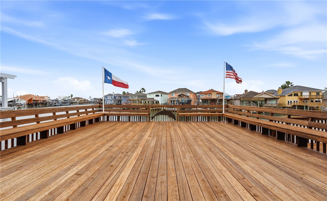 15330 Key Largo Court Corpus Christi, TX 78418 - Photo 22 of 33 a view of a balcony with wooden floor