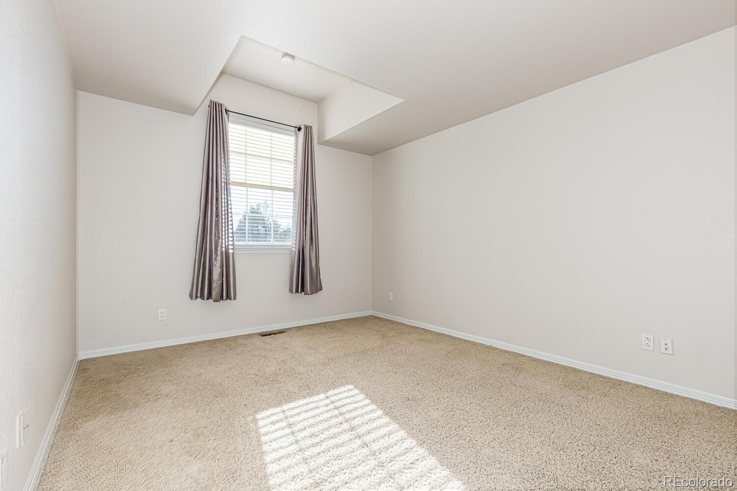 8803 Edinburgh Circle Highlands Ranch, CO 80129 - Photo 15 of 20 Gallery Image 15