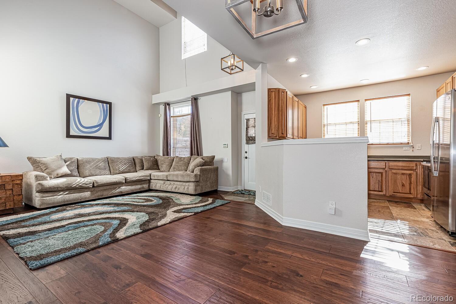8803 Edinburgh Circle Highlands Ranch, CO 80129 - Photo 2 of 20 Gallery Image 2