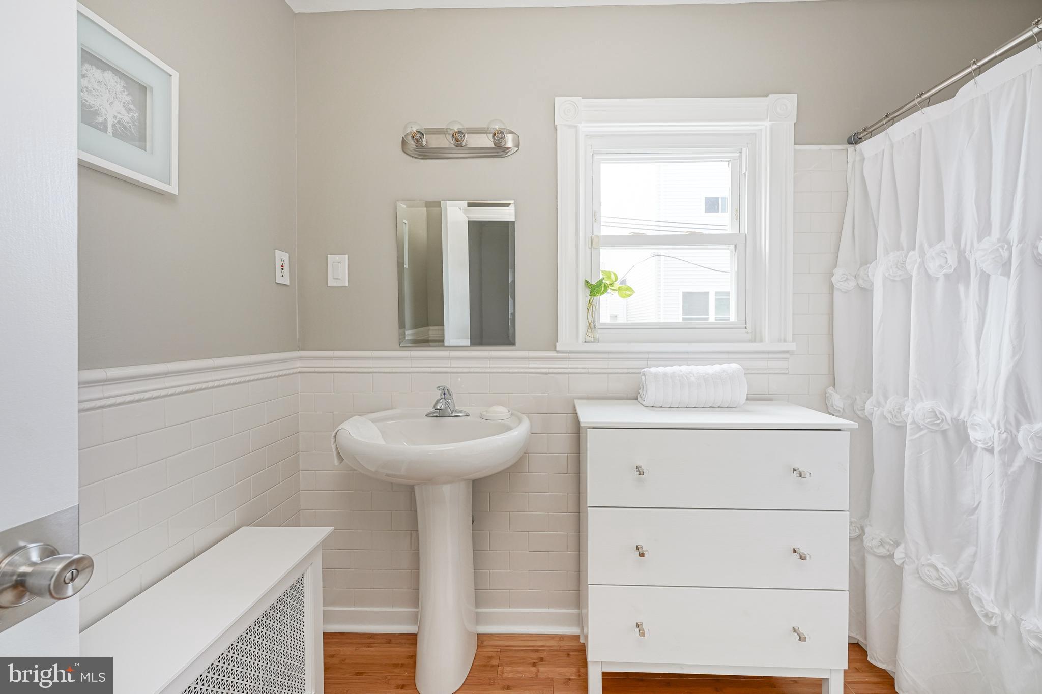1106 Tree Street Philadelphia, PA 19148 - Photo 20 of 32 Gallery Image 20