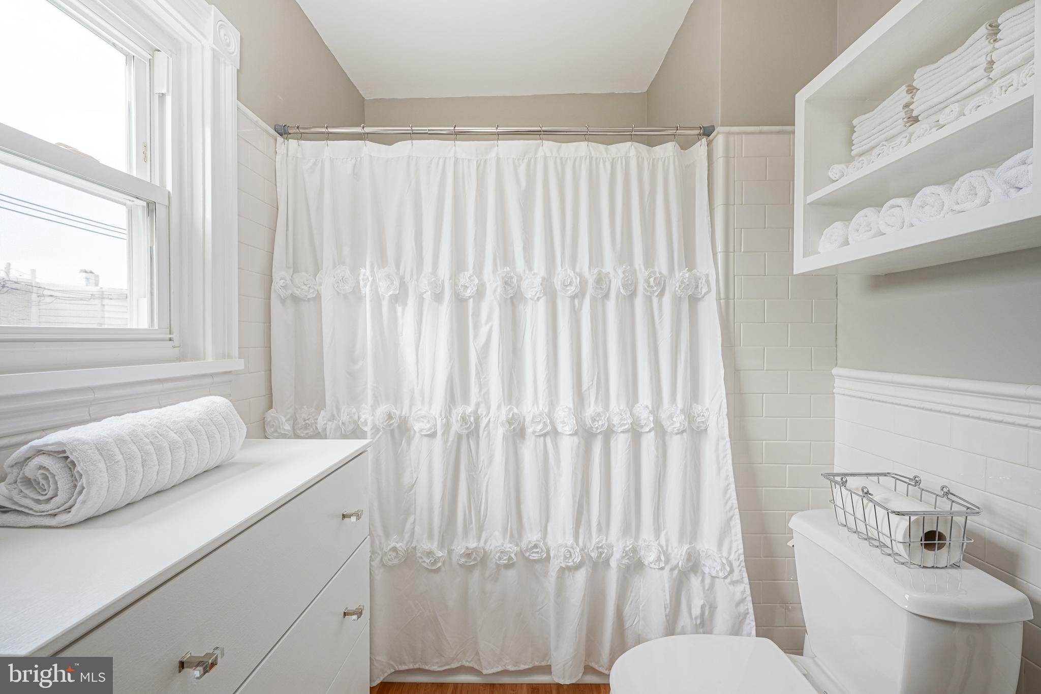 1106 Tree Street Philadelphia, PA 19148 - Photo 21 of 32 Gallery Image 21